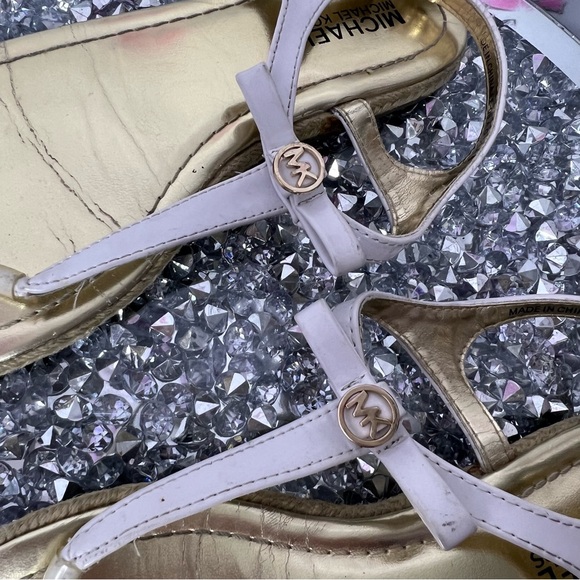 Michael Kors sandals gold charm MK logo white buckle ankle detail slip on - Picture 2 of 9